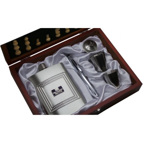 HM Prison Service Personalised Hip Flask and Chess Set HM Prison Service Personalised Hip Flask and Chess Set